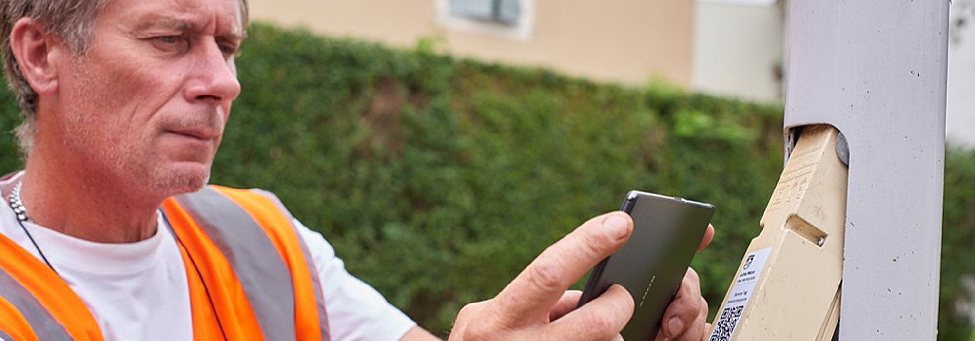 Service Tag – Making LED maintenance easier and faster by Philips!